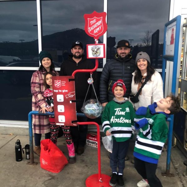 Our little TIm Bit heros hosting the kettle at London Drugs... You are awesome!